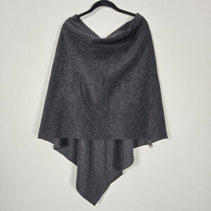 Henriette Steffensen Fleece Poncho Cape O/S Black Layers Minimalist Neutral Cozy